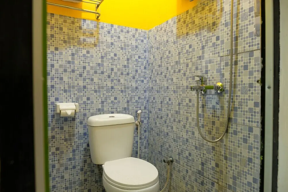 Белитунг: Guest House D'makmoer by OYO Rooms