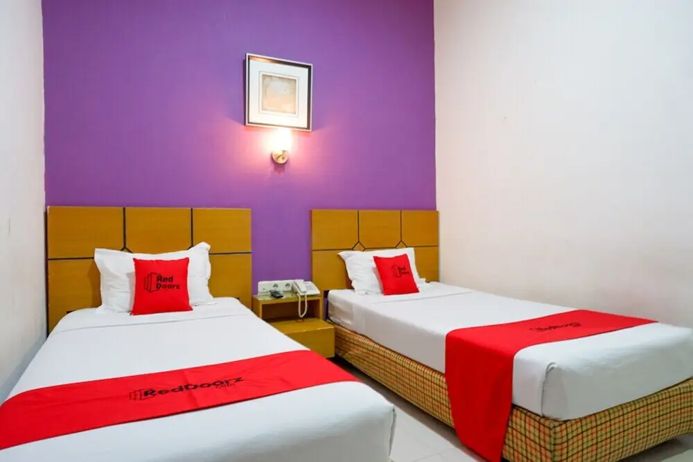 Паре-Паре: Hotel Bugis by RedDoorz