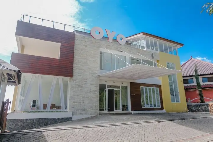 Бату: Villa Bukit Panderman Residende by OYO Rooms