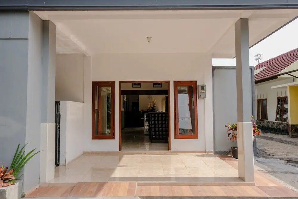 Бату: Garuda Residence by OYO Rooms