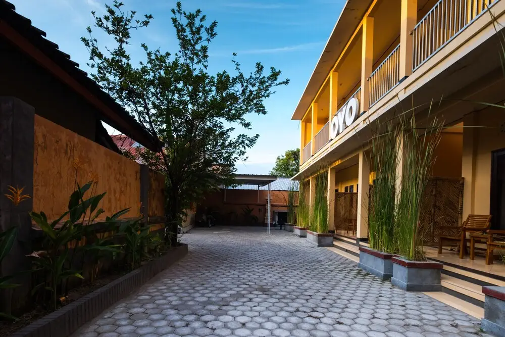 Матарам: Rupaqa Hotel by OYO Rooms