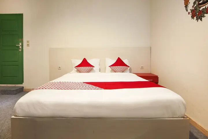 Медан: Hotel Paninda by OYO Rooms