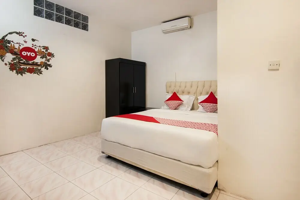 Медан: Hotel Paninda by OYO Rooms