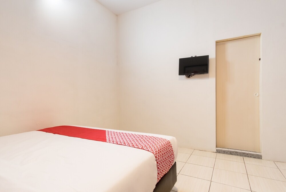 Медан: Bakti Homestay By OYO Rooms