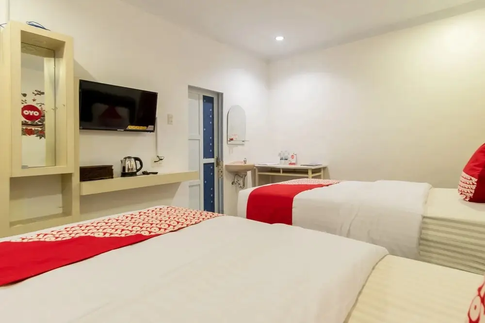 Медан: Naufal Guest House by OYO Rooms