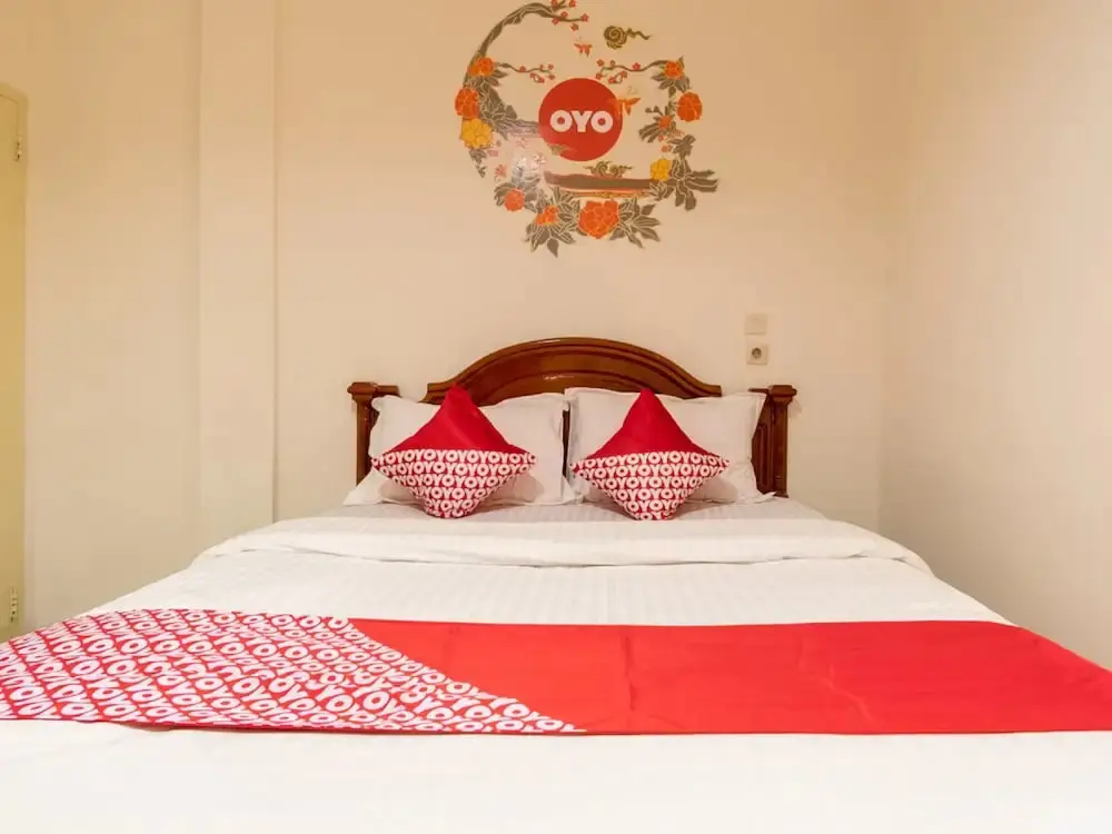 Медан: Gentala Hotel by OYO Rooms