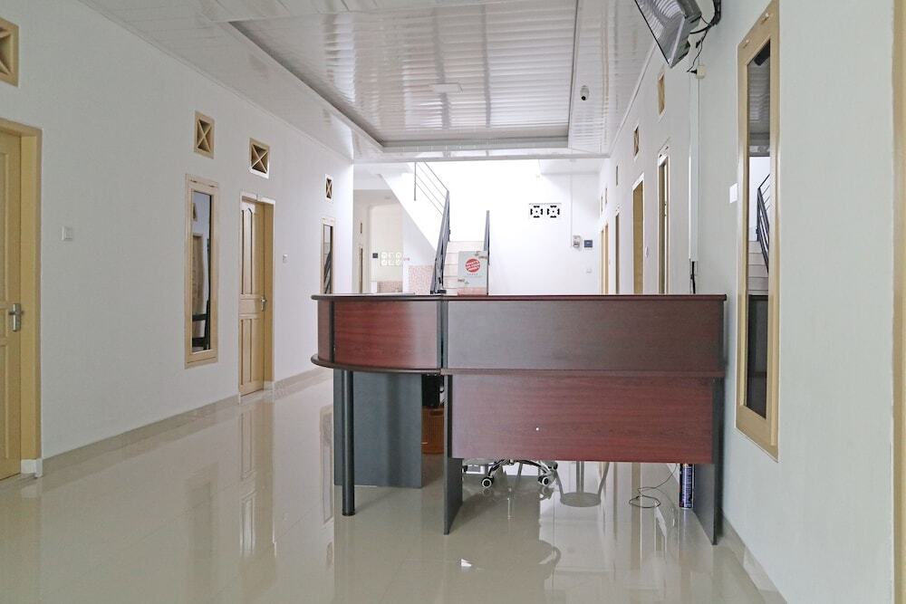 Паданг: Sachila Residence Syariah  by OYO Rooms