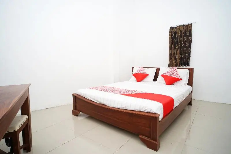 Баликпапан: Pondok Mulia Guest House by OYO Rooms
