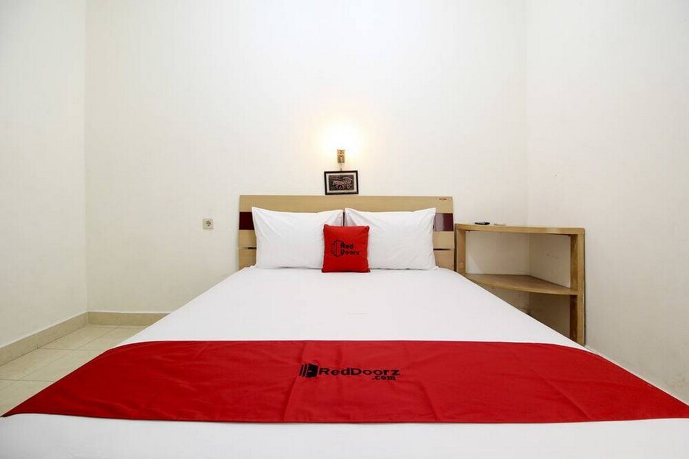 Джокьякарта: Hotel Raditia Graha by OYO Rooms