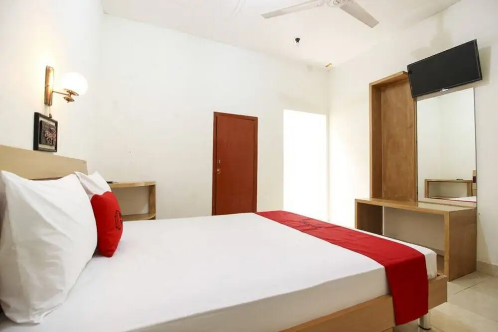 Джокьякарта: Hotel Raditia Graha by OYO Rooms