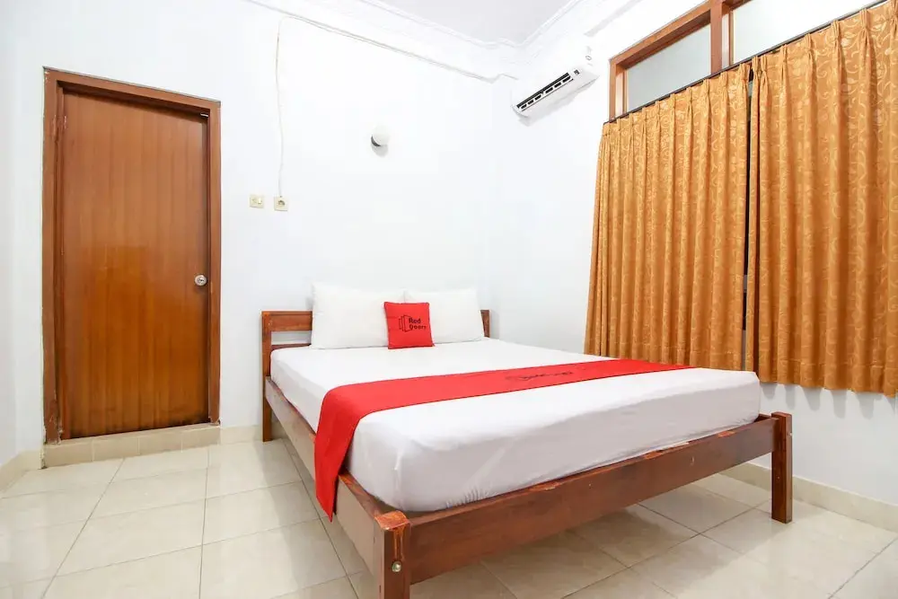 Джокьякарта: Hotel Bintang Agung Yogyakarta By RedDoorz