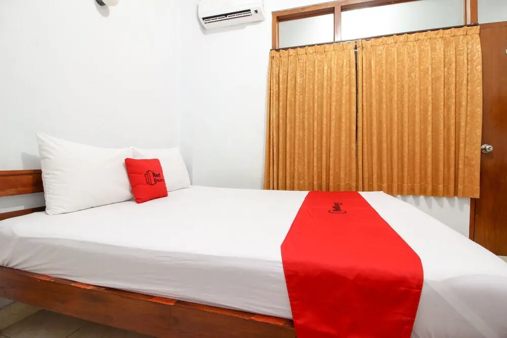 Джокьякарта: Hotel Bintang Agung Yogyakarta By RedDoorz
