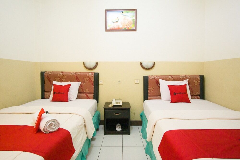 Битунг: Hotel Nalendra by Reddoorz