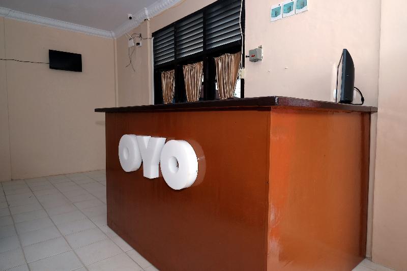 Джамби: Steze Kost By OYO Rooms