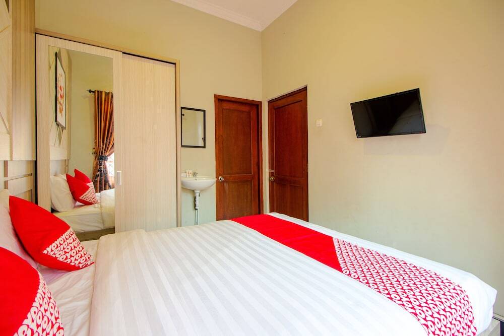 Депок: The Doctor'S Guest House by Oyo Rooms