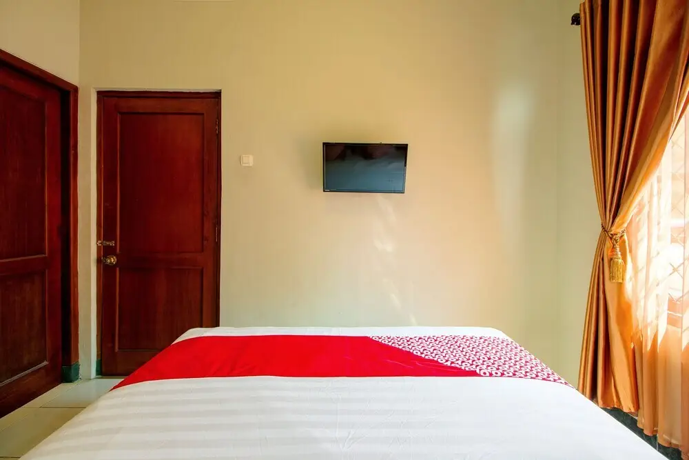 Депок: The Doctor'S Guest House by Oyo Rooms