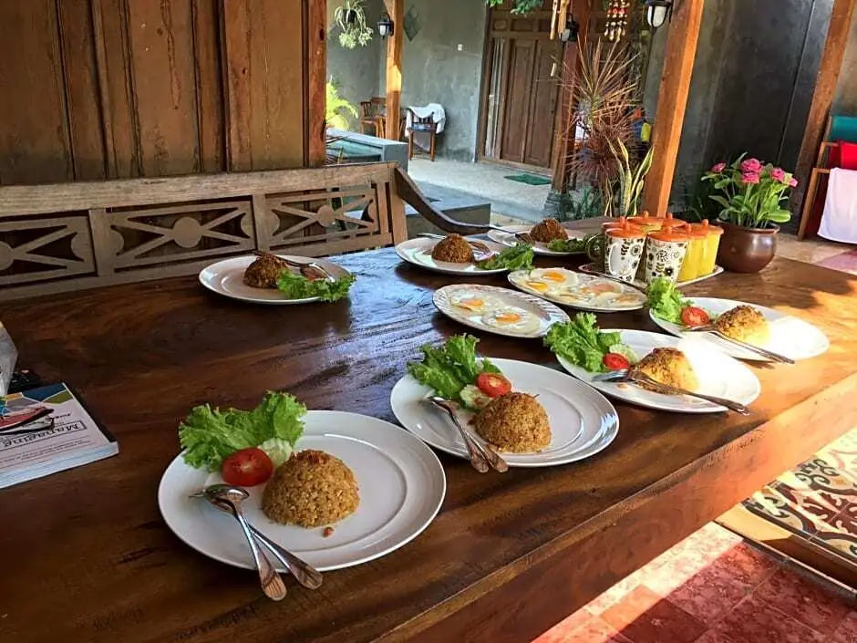 Пакитан: Watukarung Ristu Homestay