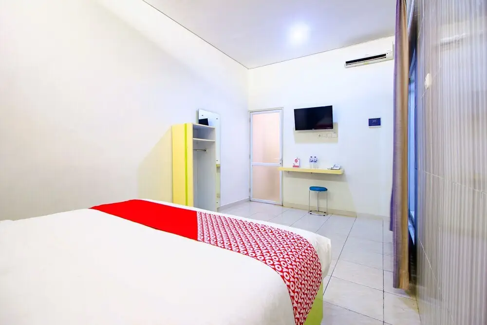 Батуретно: Hotel Sanca Inn by OYO Rooms