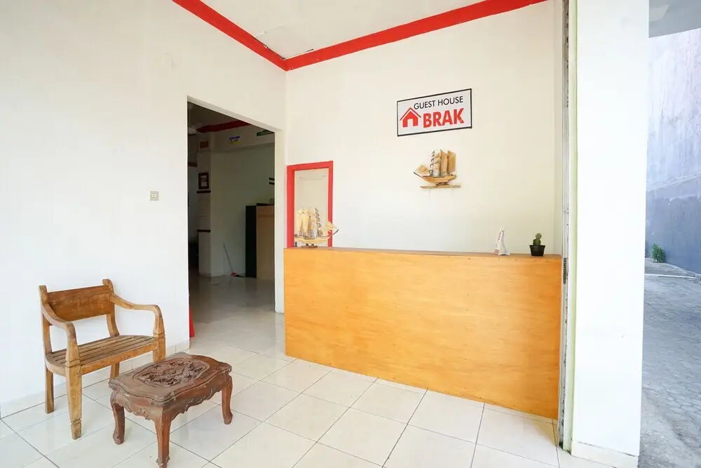 Проболинго: Brak Guest House by Oyo Rooms