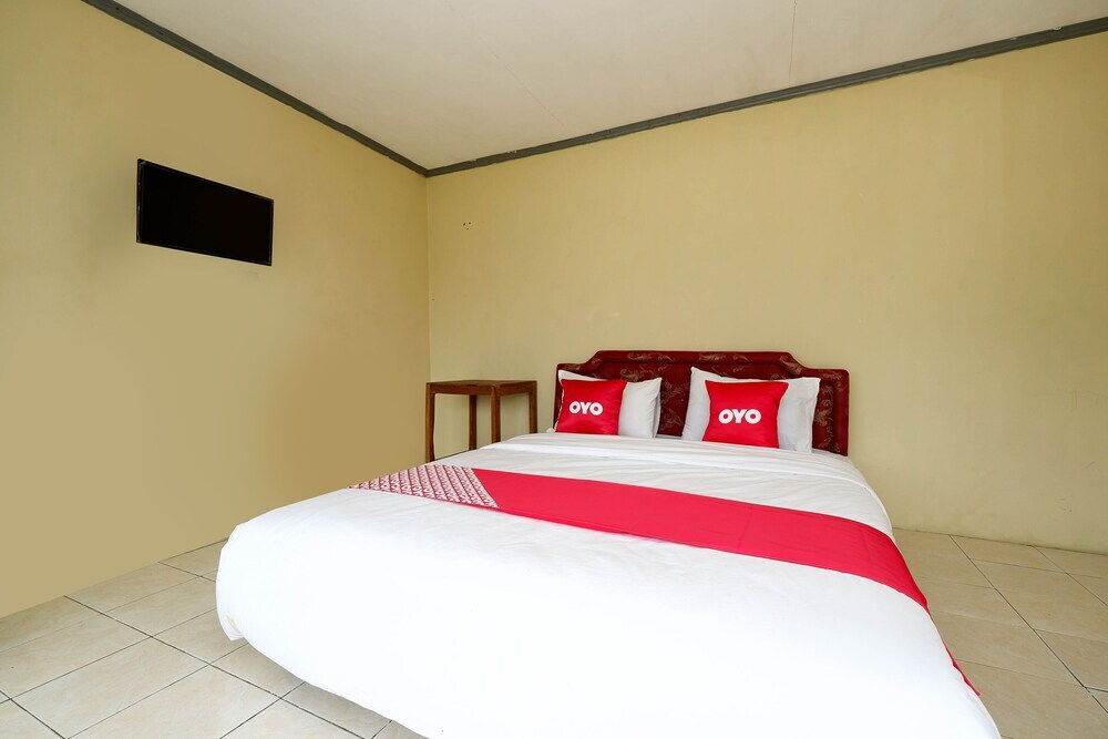 Бойолали: Pondok Merapi Cottage by OYO Rooms