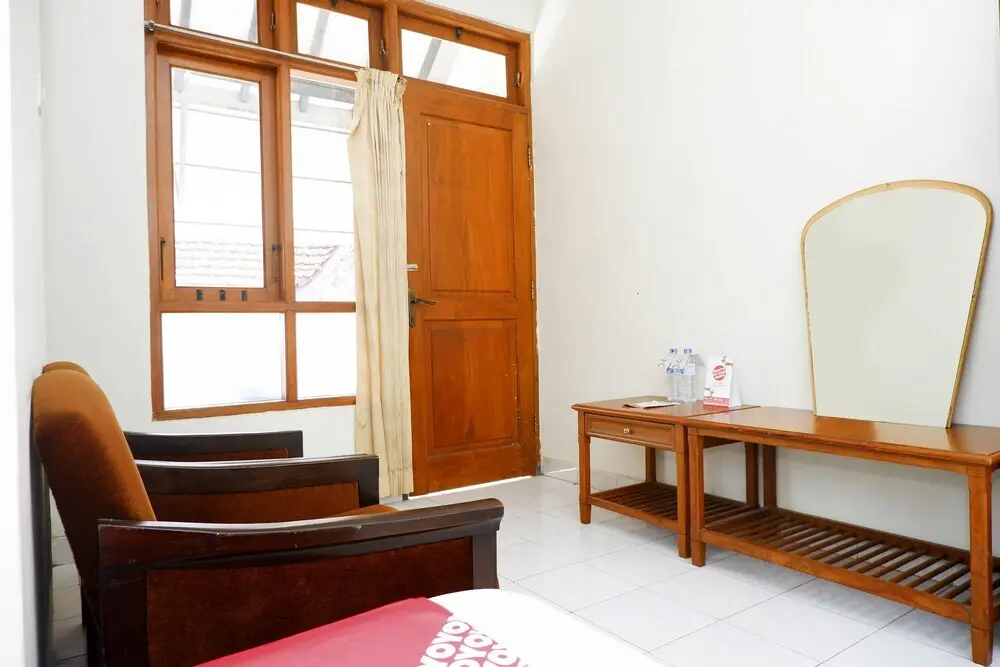 Депок: Hotel Pura Puspa Rosa by OYO Rooms