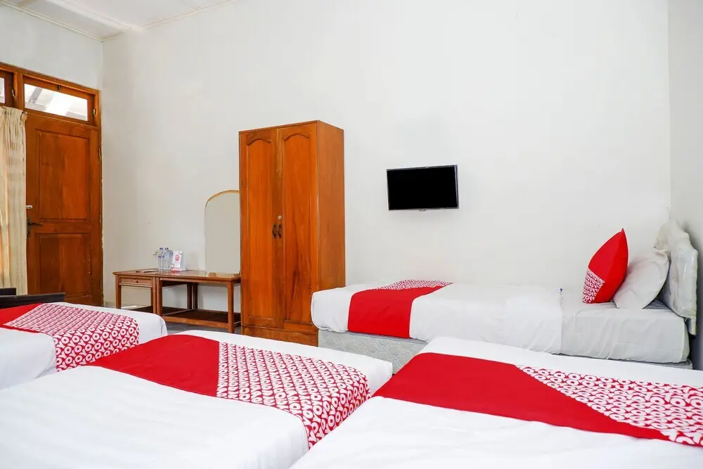 Депок: Hotel Pura Puspa Rosa by OYO Rooms