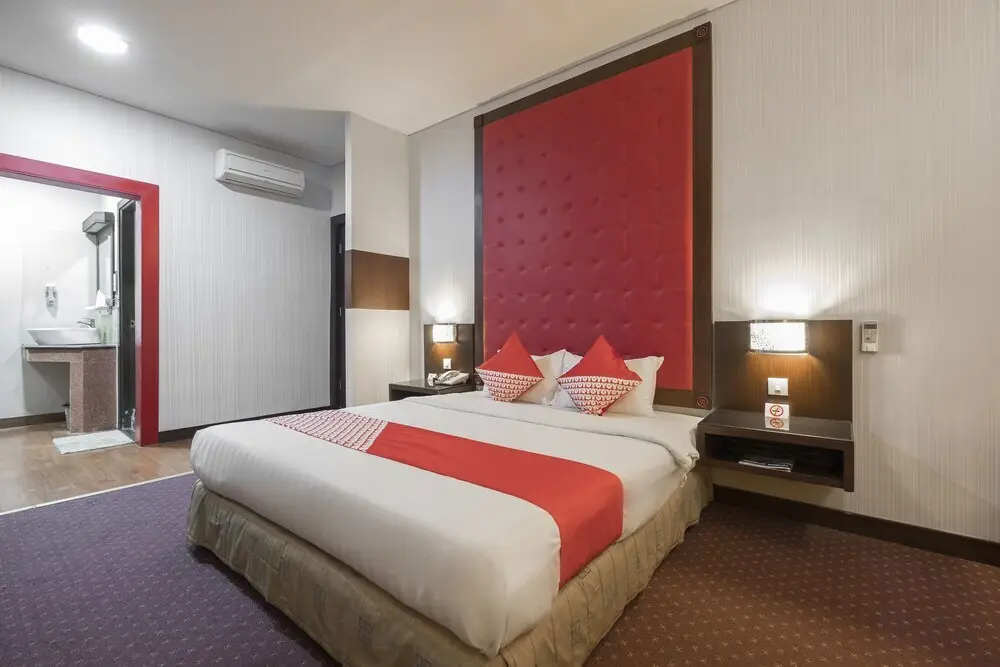 Макассар: Dinasti Hotel by OYO Rooms