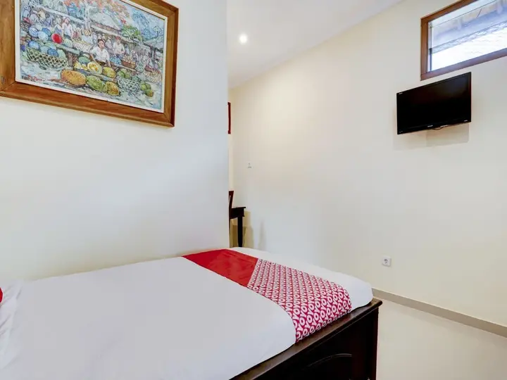 Табанан: Hotel Astiti Graha Tanah Lot by OYO Rooms