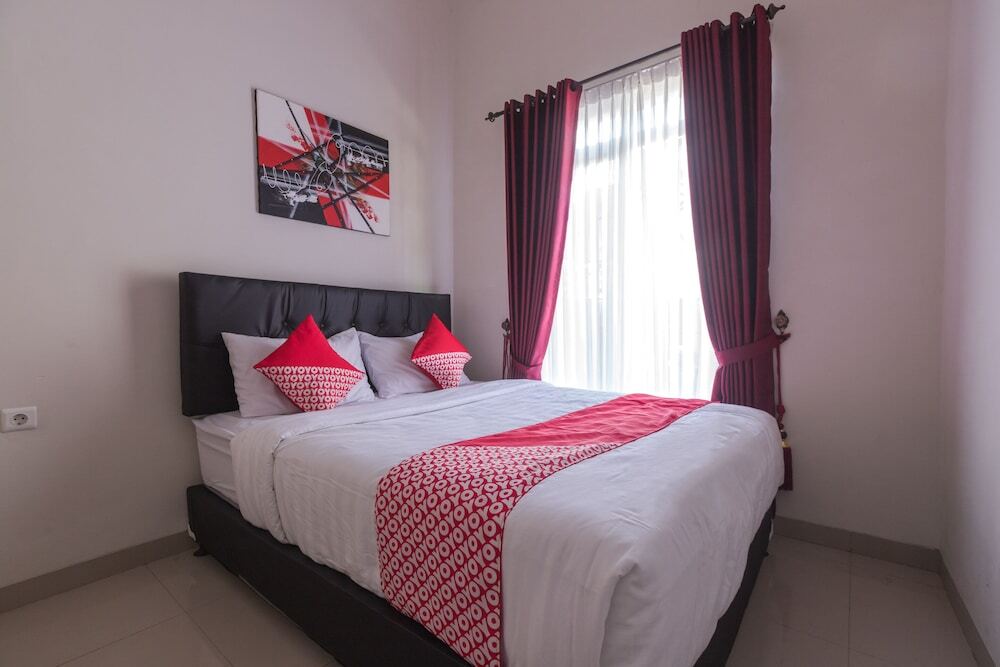 Бекаси: Mahayun Guest House Syariah by Oyo Rooms
