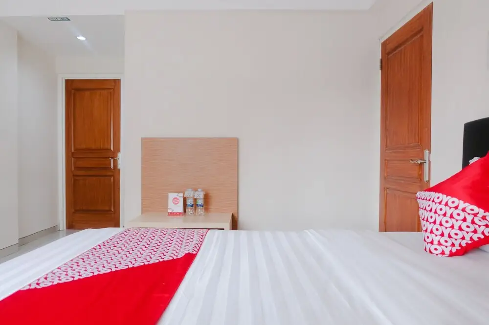 Маланг: Hasanah Guest House Syariah De Saphire by OYO Rooms