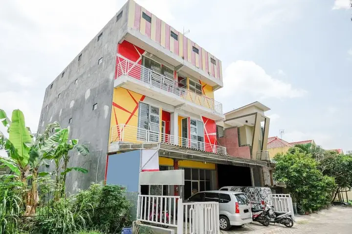 Маланг: Bukit Cemara Tidar Family by OYO Rooms