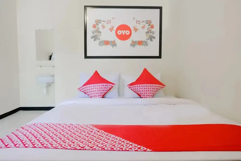 Бату: Lovina Inn by Oyo Rooms