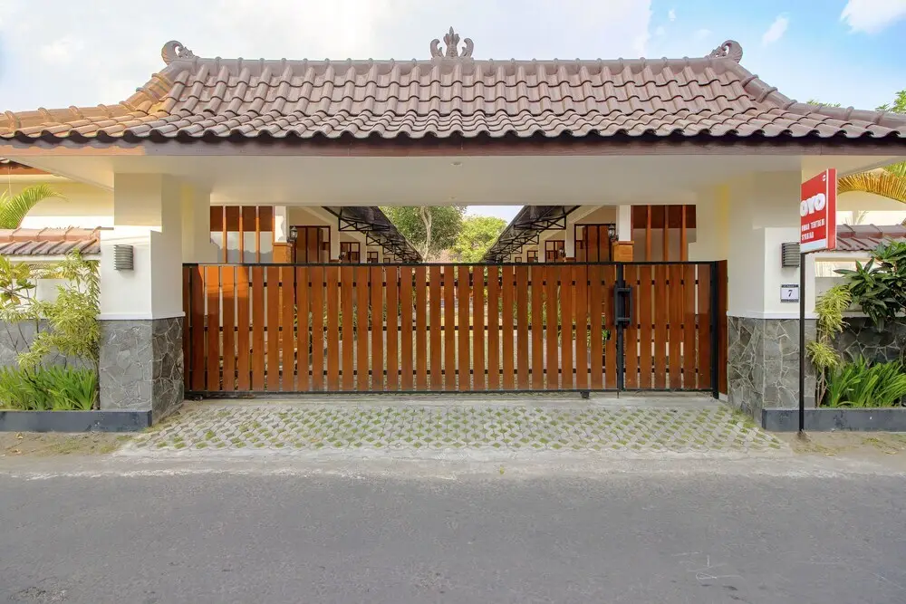 Депок: OYO 1473 Omah Tentrem Syariah