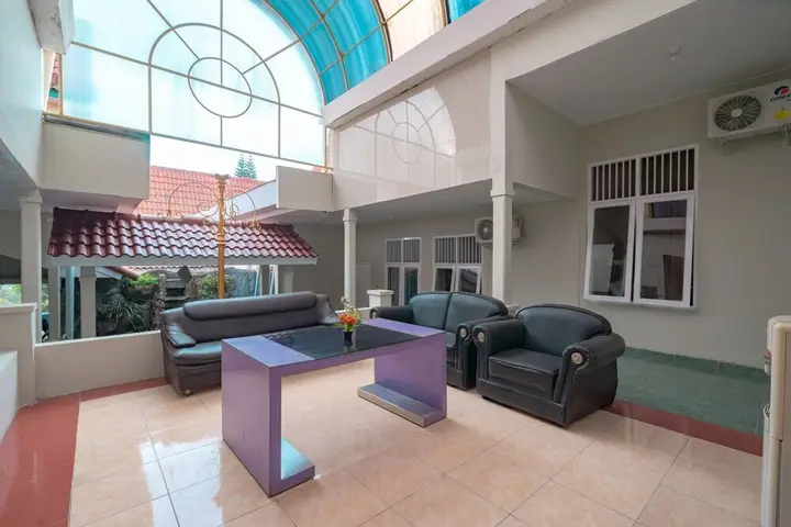 Слеман: Anugerah Wisata Hotel by OYO Rooms