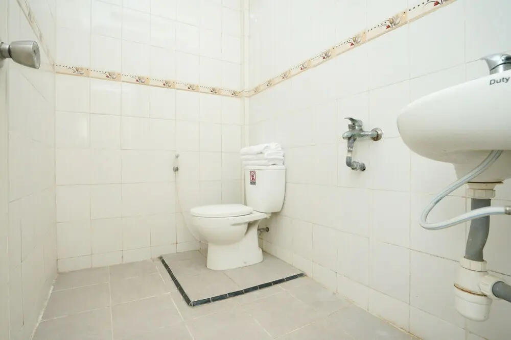 Проболинго: Female Guest House by OYO Rooms