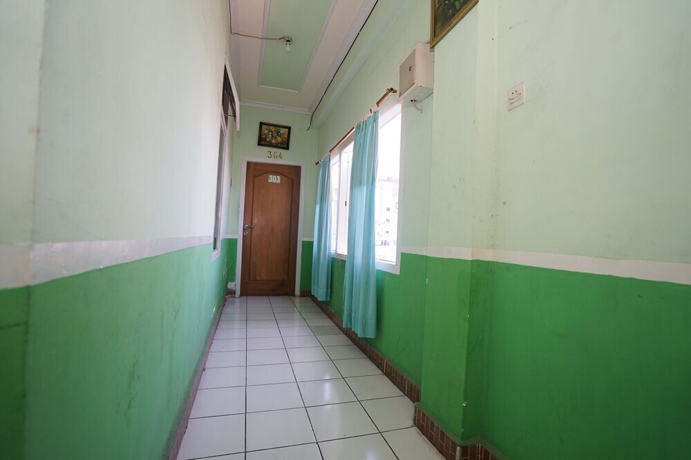 Лубуклингау: Hotel Dempo Permai by Oyo Rooms