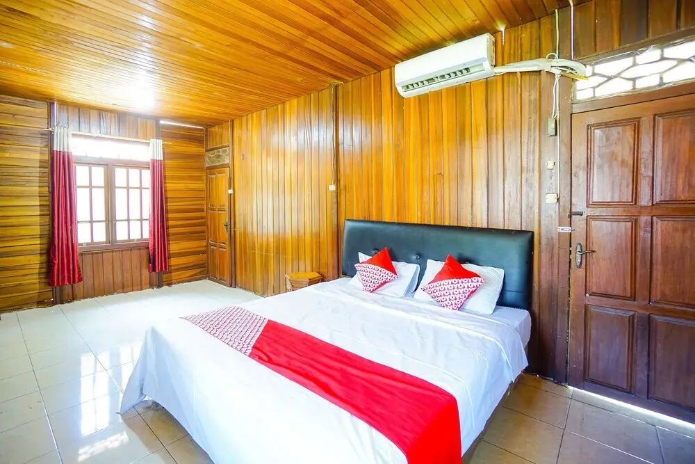 Манадо: Golden Lake Resort by OYO Rooms