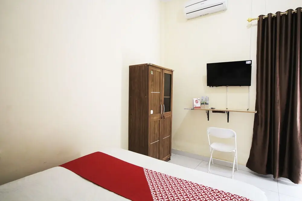 Бандар-Лампунг: Fabio Guest House By OYO Rooms