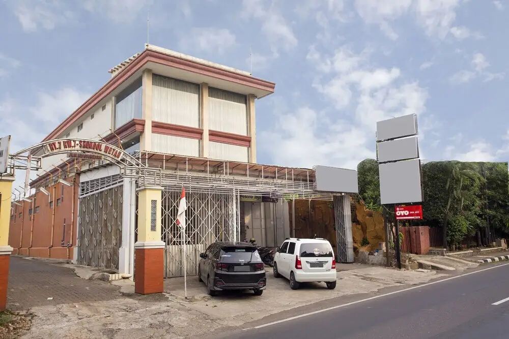 Innjoy Transm Banyumanik by OYO Rooms — фото 1