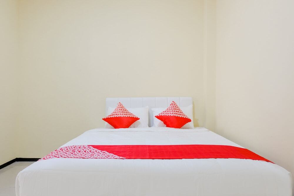 Маланг: Sm House by OYO Rooms