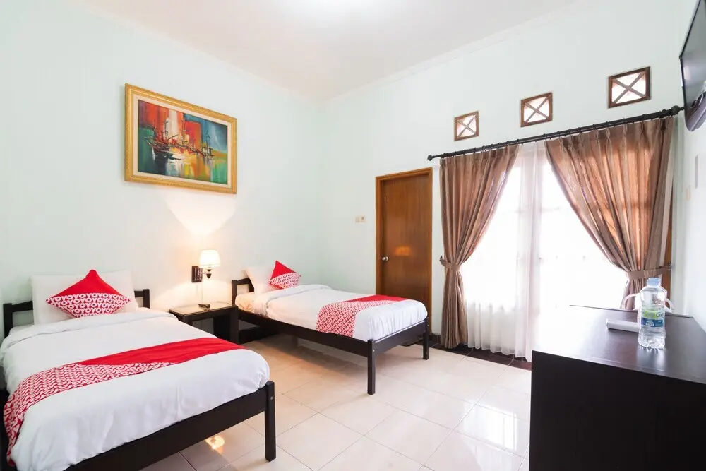 Травас: Sinergi Hotel Tretes by OYO Rooms