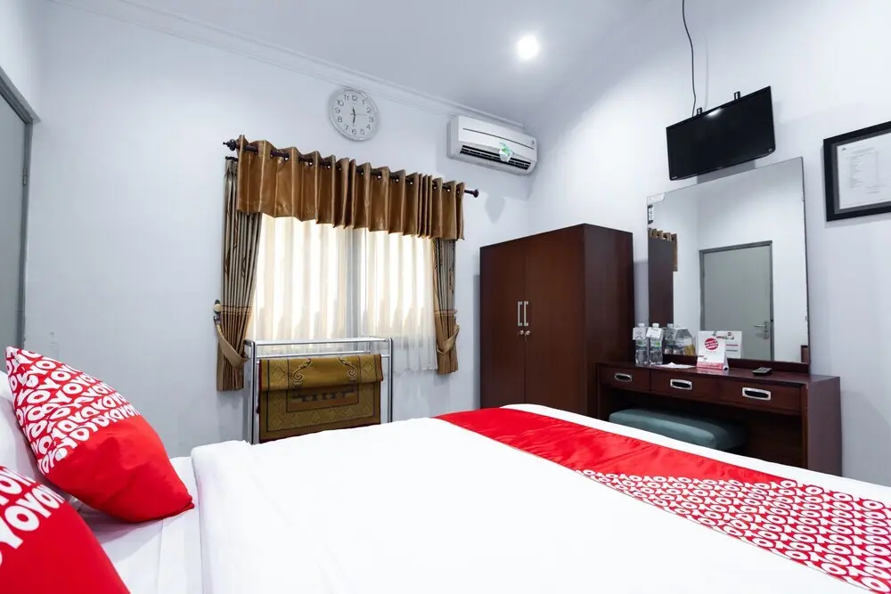 Травас: Sinergi Hotel Tretes by OYO Rooms