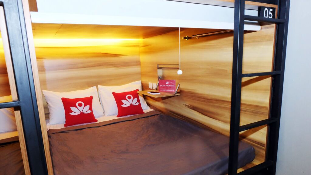 Сурабая: Livinn Hostel by Zen Rooms