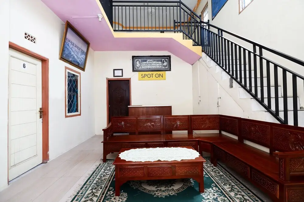 Диэнь Кулон: Homestay Lestari Dieng by OYO Rooms