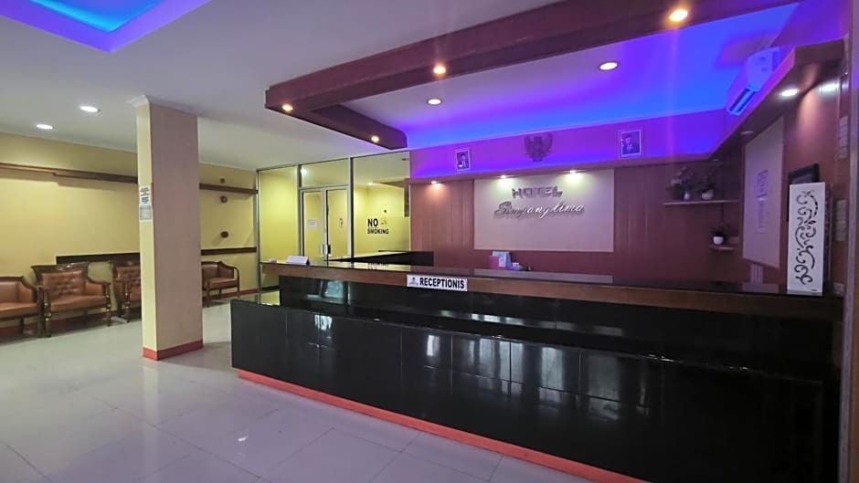 Семаранг: Airy Eco Simpang Lima Ahmad Yani 153 Semarang