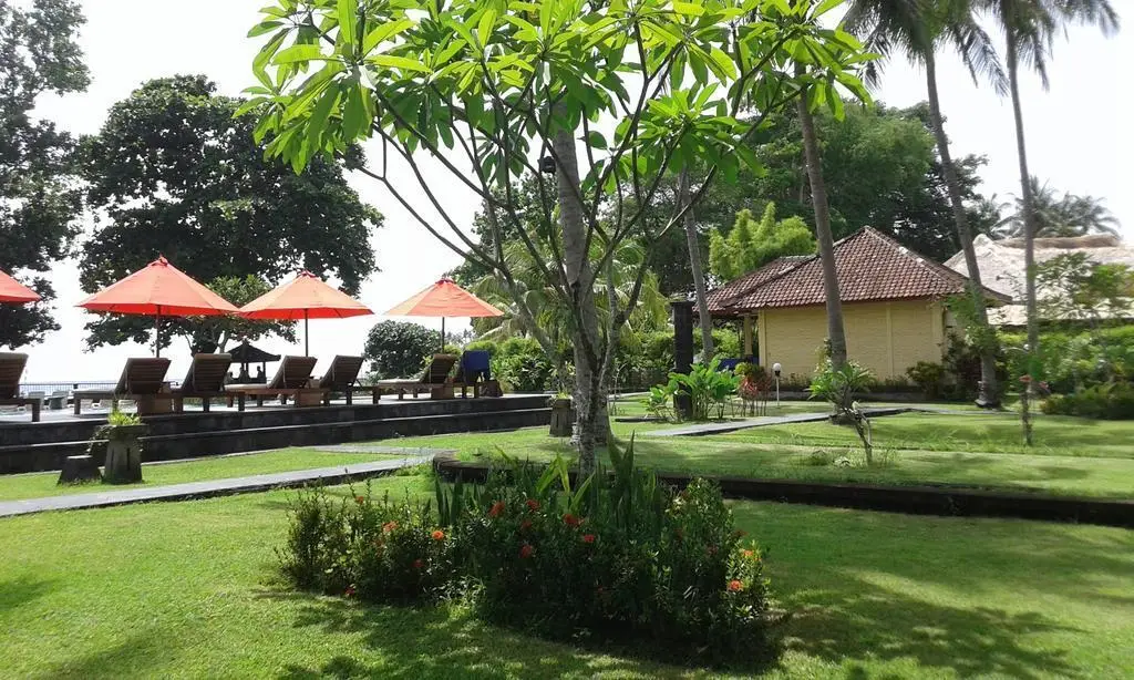 Мангсит: Mascot Beach Resort by OYO Rooms