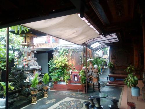 Кута: Bayudya Hostel