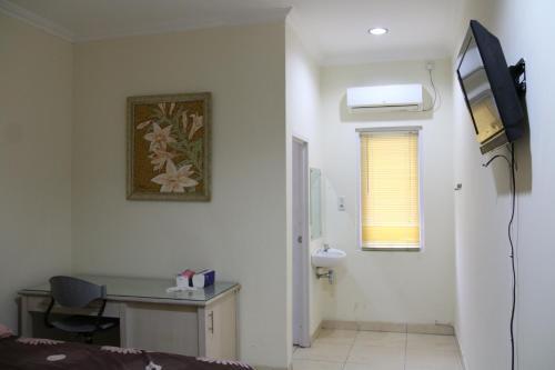 Депок: Cinere Inn & Residence