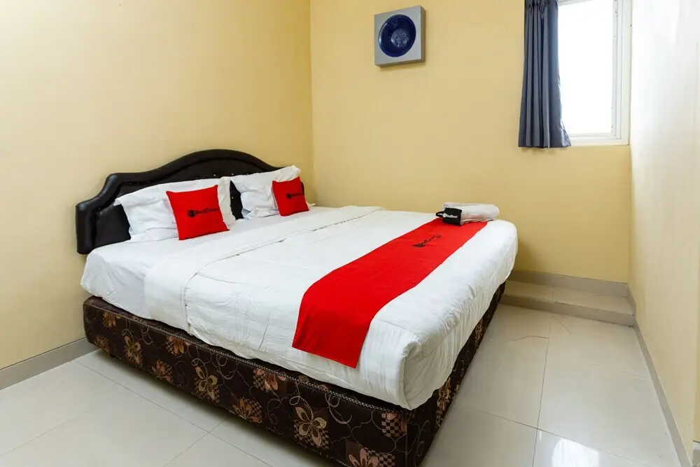 Маланг: Kost Omah Bratan by RedDoorz