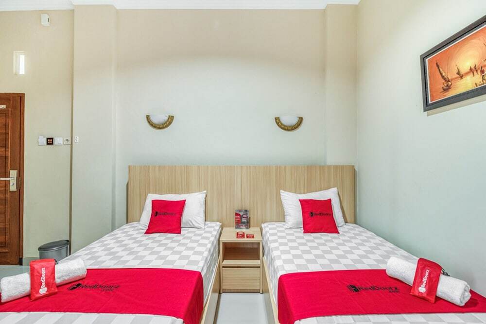 Джокьякарта: Wini Backpacker Hostel by RedDoorz